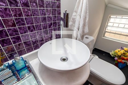 Casa à venda com 220m², 3 quartos e 4 vagasLavabo