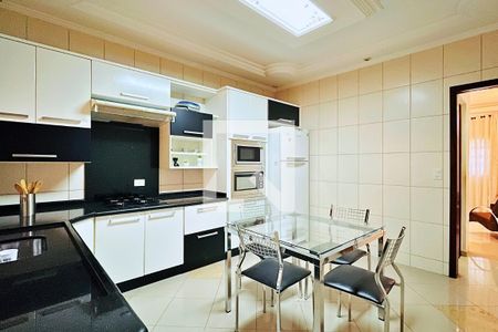 Cozinha de casa para alugar com 2 quartos, 120m² em Cumbica, Guarulhos