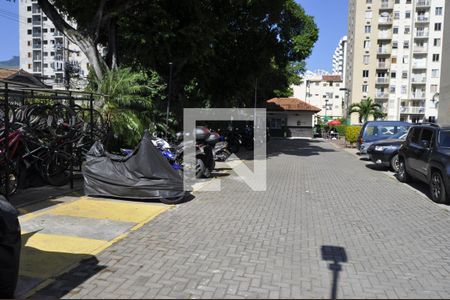 Apartamento à venda com 45m², 1 quarto e 1 vagaÁrea comum 