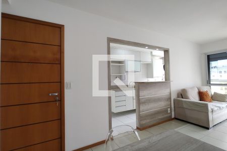 Sala de apartamento para alugar com 3 quartos, 75m² em Jacarepaguá, Rio de Janeiro