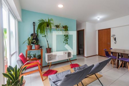 Sala de apartamento para alugar com 2 quartos, 67m² em Real Parque, São José