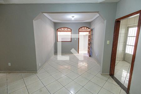 Sala de casa para alugar com 4 quartos, 96m² em Frei Leopoldo, Belo Horizonte