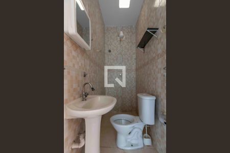 Banheiro de casa para alugar com 1 quarto, 35m² em Jardim Norma, São Paulo