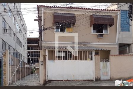 Apartamento à venda com 60m², 2 quartos e sem vagaFachada