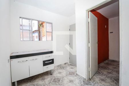 Casa para alugar com 3 quartos, 216m² em Vila Clara, São Paulo