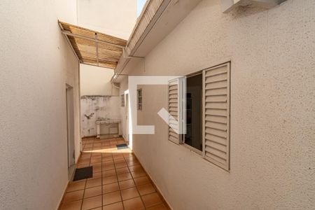 Casa à venda com 182m², 3 quartos e 4 vagasQuintal