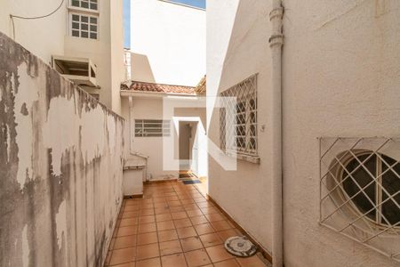 Casa à venda com 182m², 3 quartos e 4 vagasQuintal