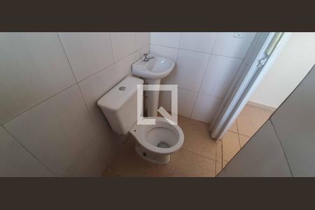 Banheiro de casa para alugar com 1 quarto, 50m² em Jardim Roberto, Osasco