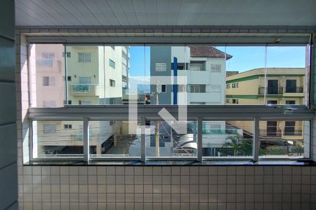 Sacada de apartamento para alugar com 1 quarto, 55m² em Caiçara, Praia Grande