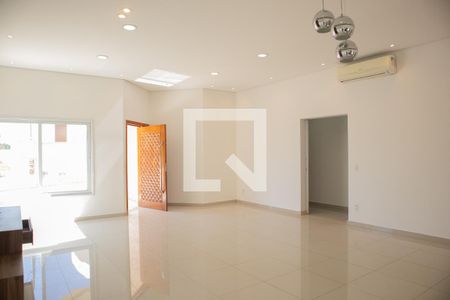Sala de casa de condomínio para alugar com 3 quartos, 240m² em Parque Ortolândia, Hortolândia