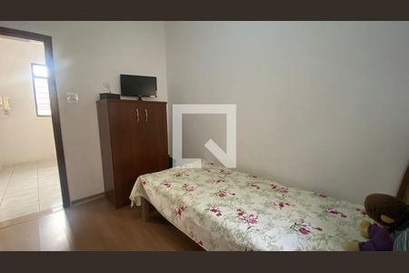 Casa à venda com 400m², 5 quartos e 2 vagas Casa à venda com 400m², 5 quartos e 2 vagasQuarto 3