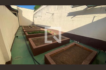 Casa à venda com 400m², 5 quartos e 2 vagas Casa à venda com 400m², 5 quartos e 2 vagasQuintal