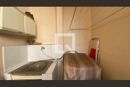 Casa à venda com 400m², 5 quartos e 2 vagas Casa à venda com 400m², 5 quartos e 2 vagasEdícula