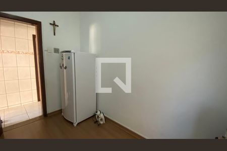 Casa à venda com 400m², 5 quartos e 2 vagas Casa à venda com 400m², 5 quartos e 2 vagasQuarto 4