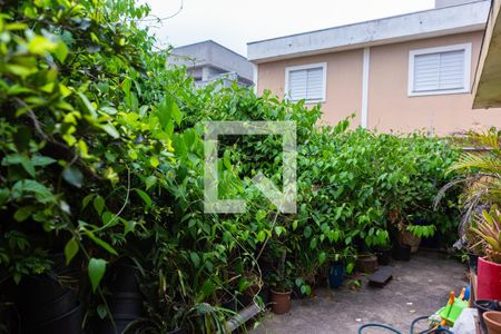 Casa à venda com 260m², 3 quartos e 4 vagas Casa à venda com 260m², 3 quartos e 4 vagasQuintal