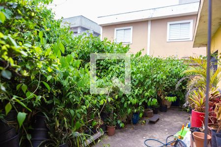 Casa à venda com 260m², 3 quartos e 4 vagas Casa à venda com 260m², 3 quartos e 4 vagasQuintal