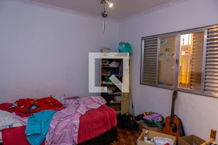 Casa à venda com 260m², 3 quartos e 4 vagas Casa à venda com 260m², 3 quartos e 4 vagasQuarto 2