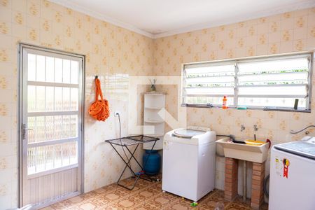 Casa à venda com 260m², 3 quartos e 4 vagas Casa à venda com 260m², 3 quartos e 4 vagasÁrea de Serviço