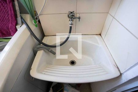 Apartamento para alugar com 60m², 3 quartos e 1 vagaÁrea de Serviço