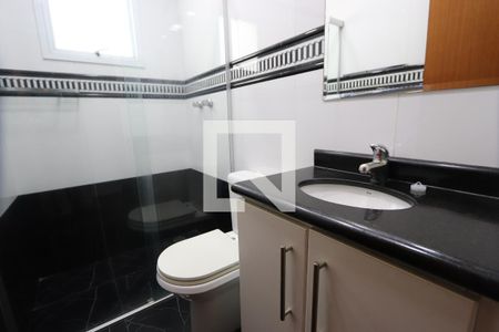 Casa à venda com 196m², 5 quartos e 4 vagasBanheiro da Suíte 2