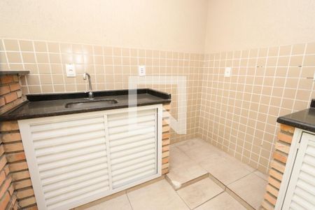 Casa à venda com 196m², 5 quartos e 4 vagasLazer/Quintal