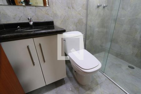 Casa à venda com 196m², 5 quartos e 4 vagasBanheiro da Suíte 3