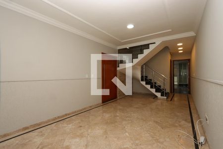 Sala de casa para alugar com 5 quartos, 196m² em Parque da Vila Prudente, São Paulo