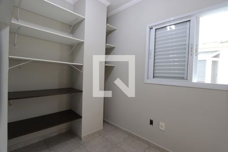 Casa à venda com 196m², 5 quartos e 4 vagasSuíte de serviço