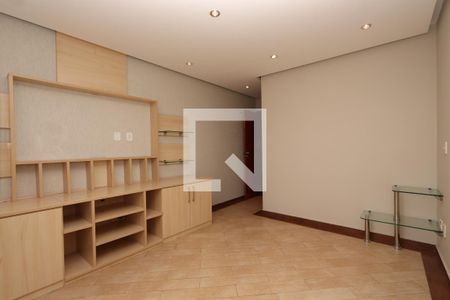Casa à venda com 196m², 5 quartos e 4 vagasSuíte 4