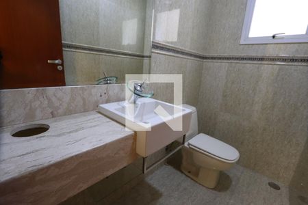 Casa à venda com 196m², 5 quartos e 4 vagasLavabo