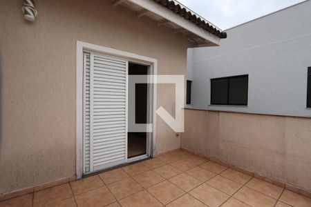 Casa à venda com 196m², 5 quartos e 4 vagasVaranda da Suíte 4