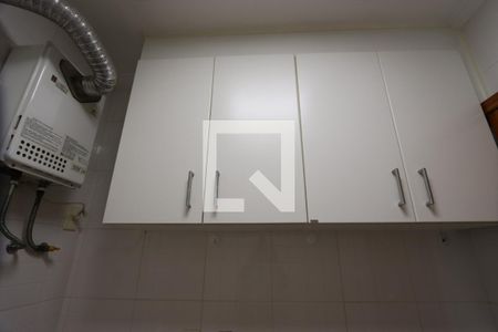 Casa à venda com 196m², 5 quartos e 4 vagasLavanderia