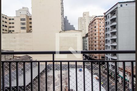 4 Varanda de apartamento para alugar com 1 quarto, 36m² em Santa Ifigênia, São Paulo