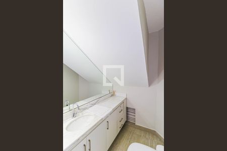 Lavabo de casa para alugar com 3 quartos, 138m² em Santo Amaro, São Paulo