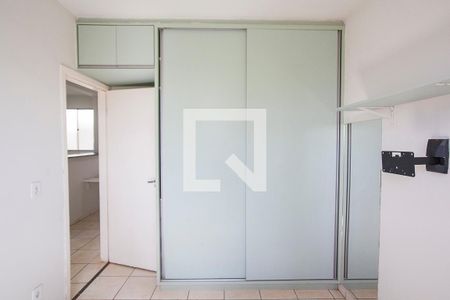 Quarto 1 de apartamento para alugar com 2 quartos, 45m² em Morada da Colina, Uberlândia