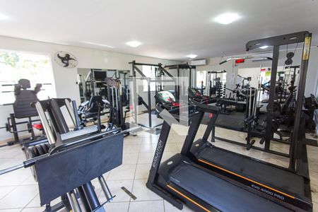 Apartamento para alugar com 45m², 2 quartos e 1 vaga Apartamento para alugar com 45m², 2 quartos e 1 vagaÁrea Comum - Academia