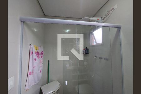 Casa à venda com 210m², 3 quartos e 2 vagasBanheiro 2