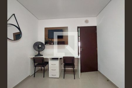 Casa à venda com 210m², 3 quartos e 2 vagasQuarto 2