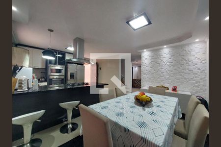 Casa à venda com 210m², 3 quartos e 2 vagasSala de Jantar