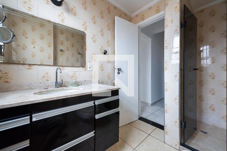 Banheiro suíte de apartamento para alugar com 2 quartos, 120m² em Ponta da Praia, Santos