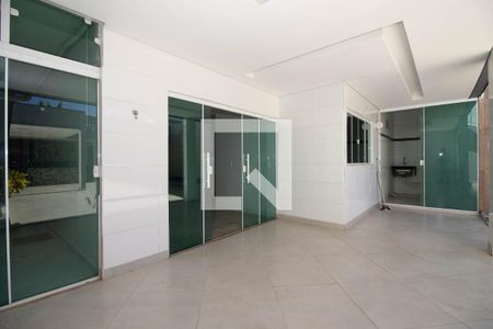 Varanda de casa para alugar com 3 quartos, 500m² em Qsc Ae, Brasília