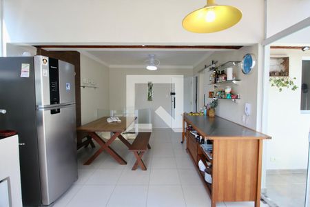 Apartamento para alugar com 135m², 3 quartos e 1 vaga Apartamento para alugar com 135m², 3 quartos e 1 vagaCozinha