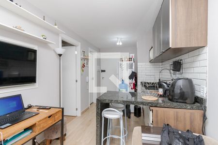 Cozinha de apartamento para alugar com 1 quarto, 32m² em Santo Amaro, São Paulo