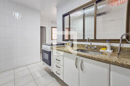 Apartamento para alugar com 150m², 3 quartos e 2 vagas Apartamento para alugar com 150m², 3 quartos e 2 vagasCozinha