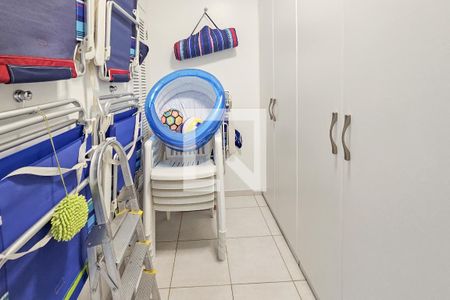 Apartamento para alugar com 150m², 3 quartos e 2 vagas Apartamento para alugar com 150m², 3 quartos e 2 vagasÁrea de Serviço