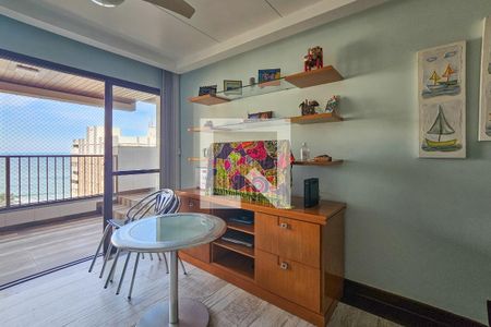 Sala de apartamento para alugar com 3 quartos, 150m² em Vila Alzira, Guarujá