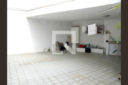 Casa à venda com 200m², 3 quartos e 5 vagasQuintal
