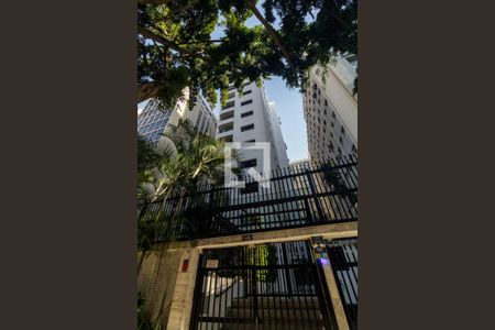 Apartamento à venda com 270m², 4 quartos e 3 vagasFachada