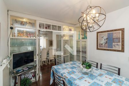 Apartamento à venda com 270m², 4 quartos e 3 vagasCopa