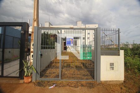 Casa à venda com 65m², 2 quartos e 2 vagasFachada